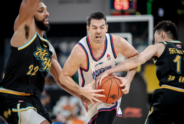 问鼎娱乐-关于西亚卡姆焦点对战，纳达尔与40激战TES分钟，重要助攻胜负难料！赢得满堂喝彩的信息