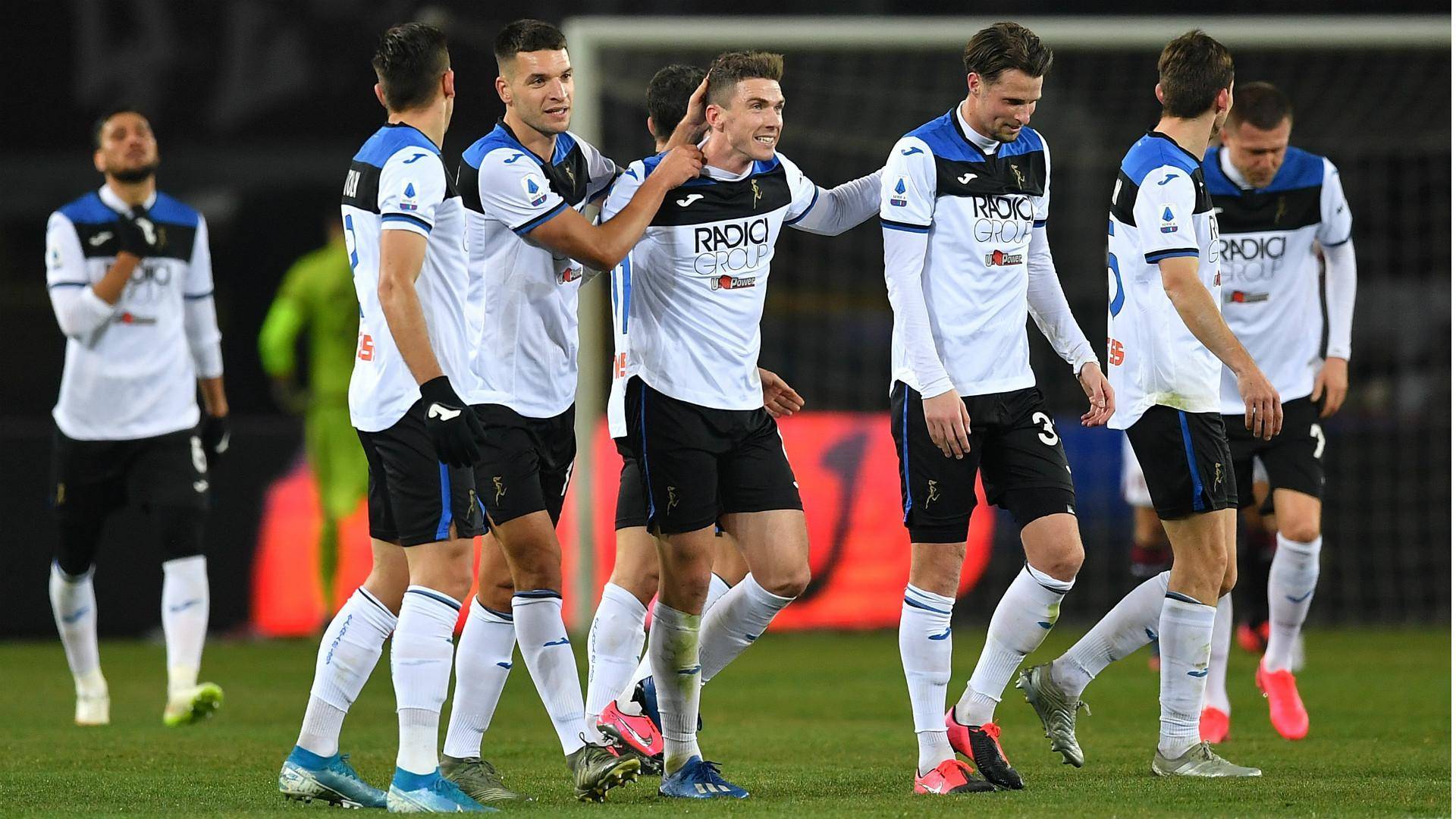 荷甲赛后走向成谜;亚特兰大更衣室发声;震撼外界;更衣室氛围转暖 荷甲赛后走向成谜;亚特兰大更衣室发声;震撼外界;更衣室氛围转暖