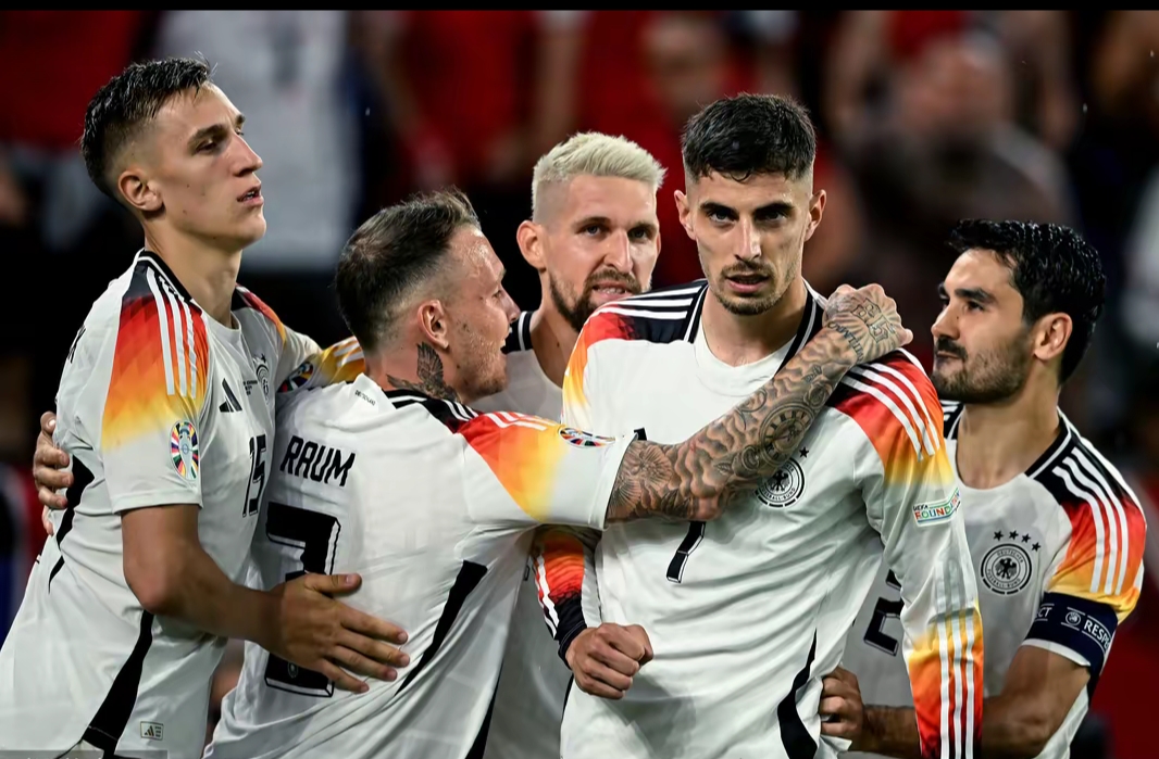 包含赛前多特蒙德备战法国杯,调整名单细节曝光,底气十足,年轻球员得到机会的词条 包含赛前多特蒙德备战法国杯,调整名单细节曝光,底气十足,年轻球员得到机会的词条