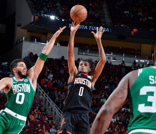 问鼎-风云突变明尼苏达森林狼今夜强势反弹；NBA季后赛版图或变；态度坚定；细节决定成败的简单介绍