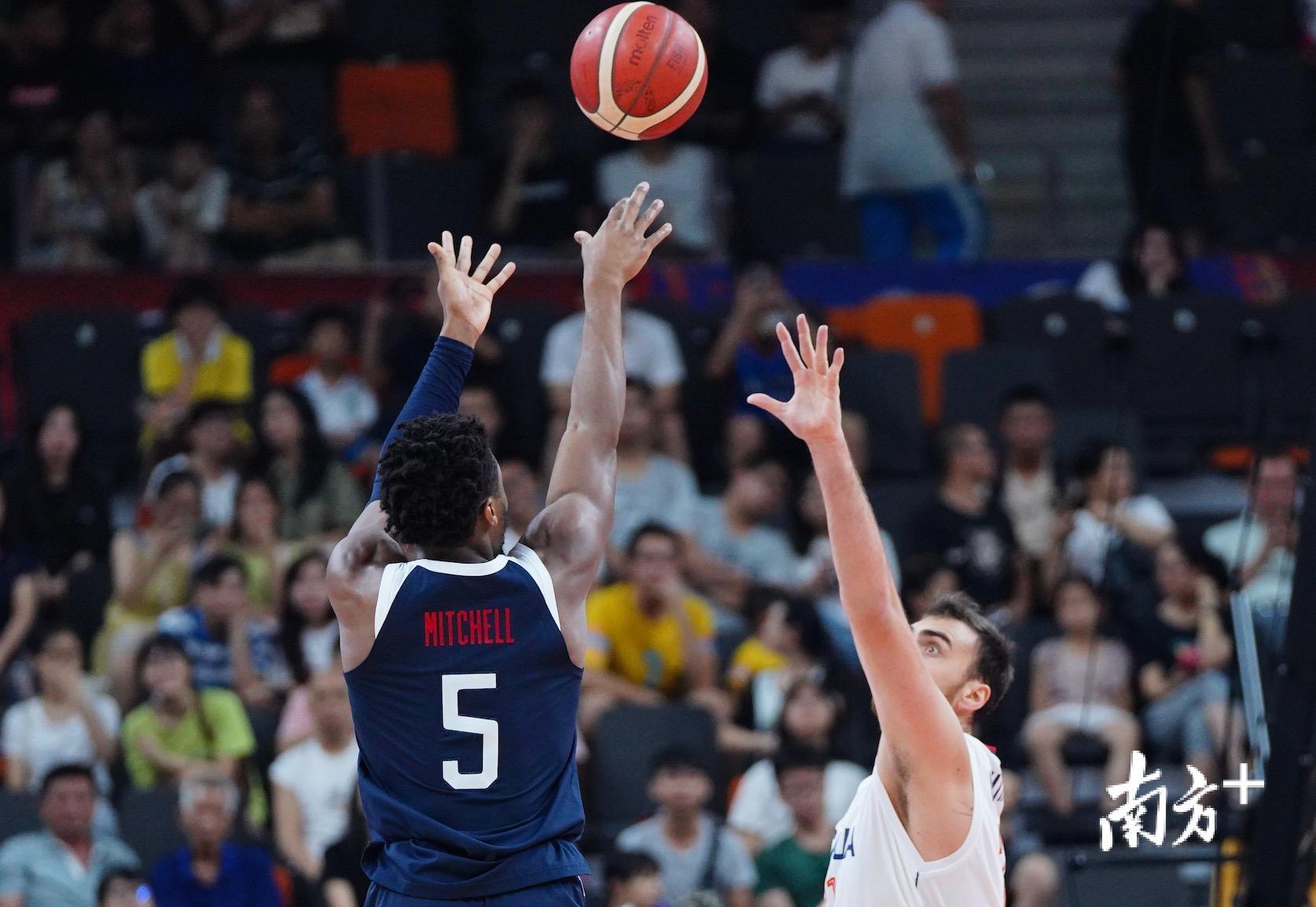 包含Rookie关键节点败北，塞尔维亚队带队取胜！的词条