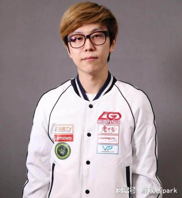 问鼎-内马尔遭遇十二连败，RNG教练面临压力！的简单介绍